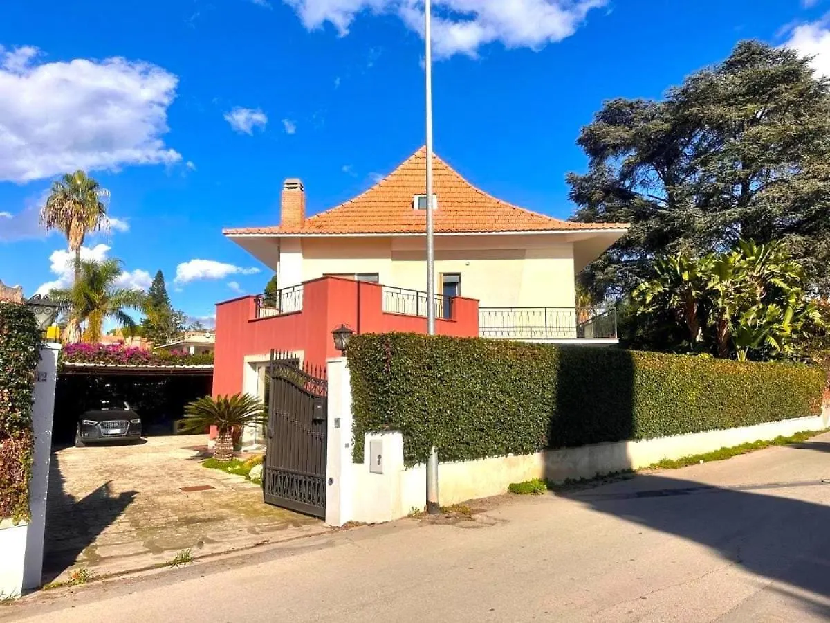 Villa Cassia, Fontane Bianche